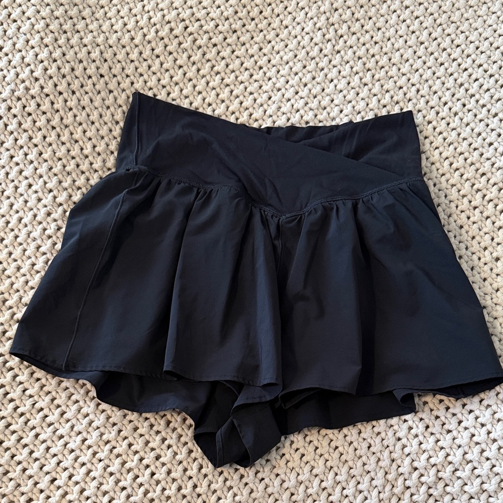 Aerie Black Crossover Shorts